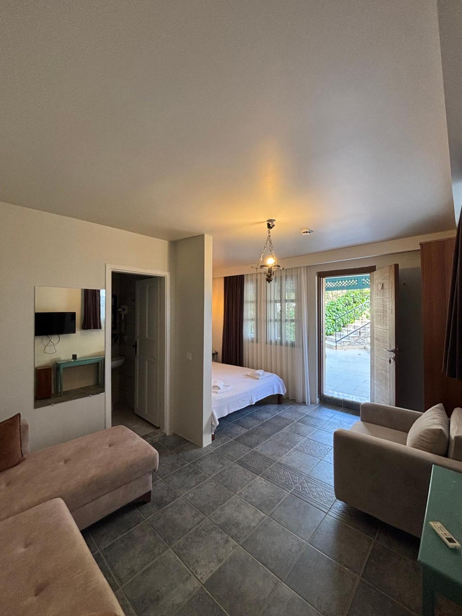 Silent Turkuaz Hotel سَريغيرمه المظهر الخارجي الصورة